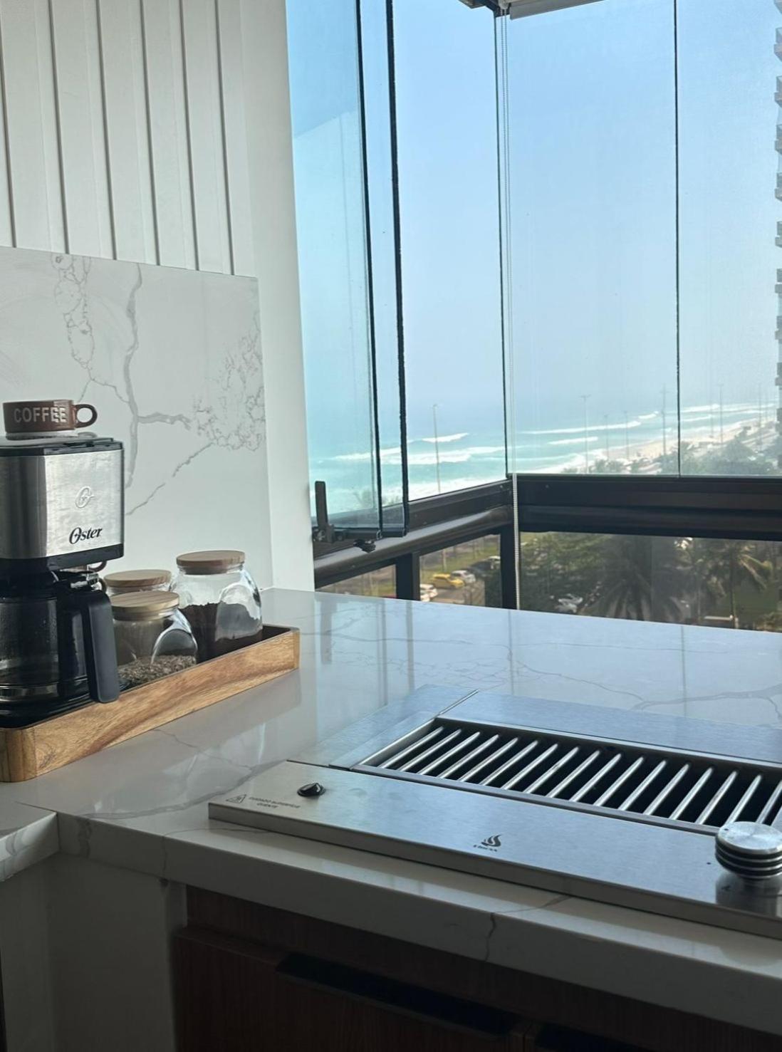 Lindo Apto No Melhor Lugar Da Barra Da Tijuca! Com Uma Vista De Tirar O Folego, Frente Para O Mar! Totalmente Equipado E Decorado Ao Lado Dos Melhores Hoteis E Quiosques Da Barra! Portaria 24H, Piscina, Sauna, Jacuzzi, Academia, Garagem, Wi-Fi, Lavan Rio de Janeiro Eksteriør bilde