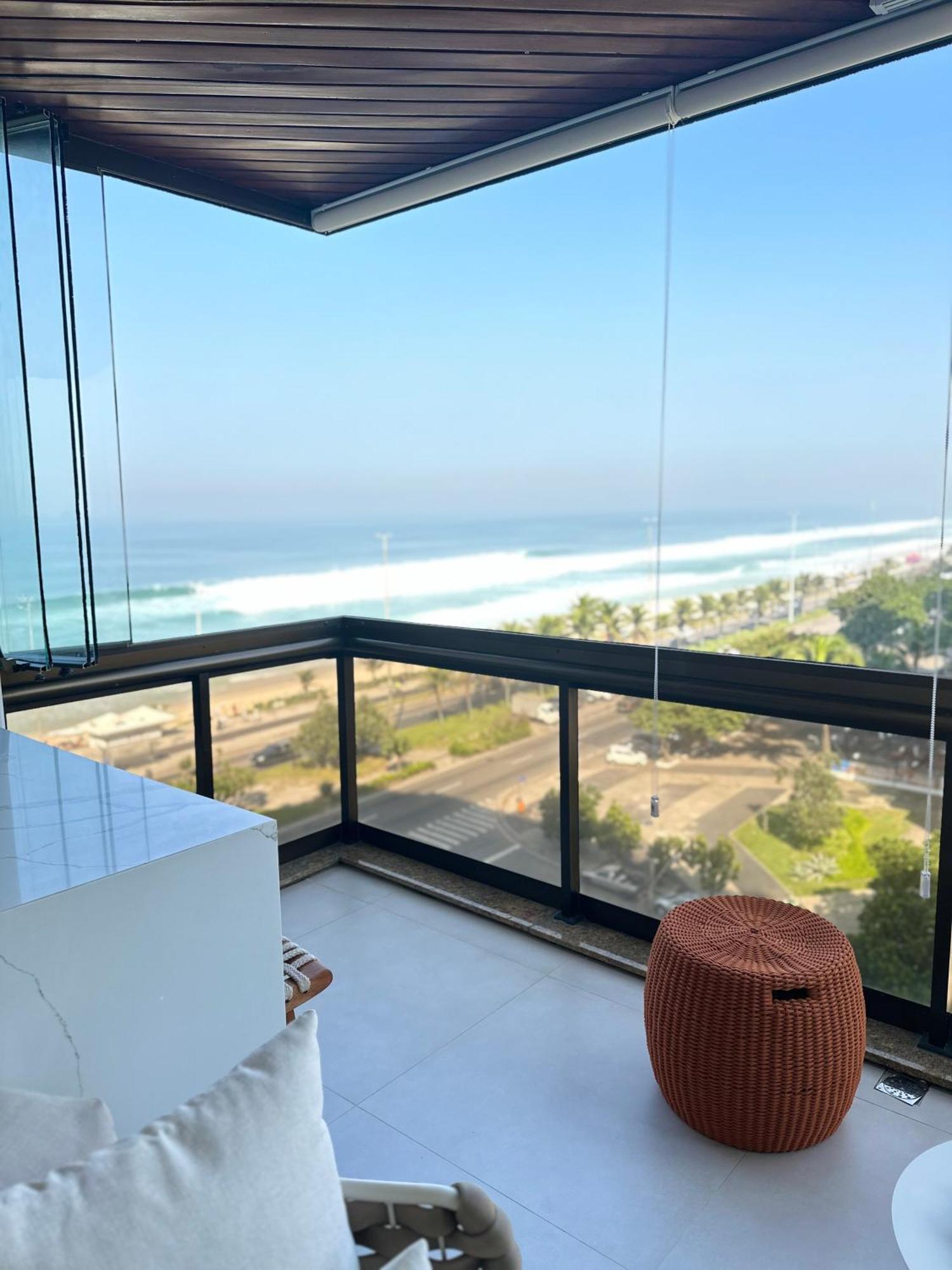 Lindo Apto No Melhor Lugar Da Barra Da Tijuca! Com Uma Vista De Tirar O Folego, Frente Para O Mar! Totalmente Equipado E Decorado Ao Lado Dos Melhores Hoteis E Quiosques Da Barra! Portaria 24H, Piscina, Sauna, Jacuzzi, Academia, Garagem, Wi-Fi, Lavan Rio de Janeiro Eksteriør bilde