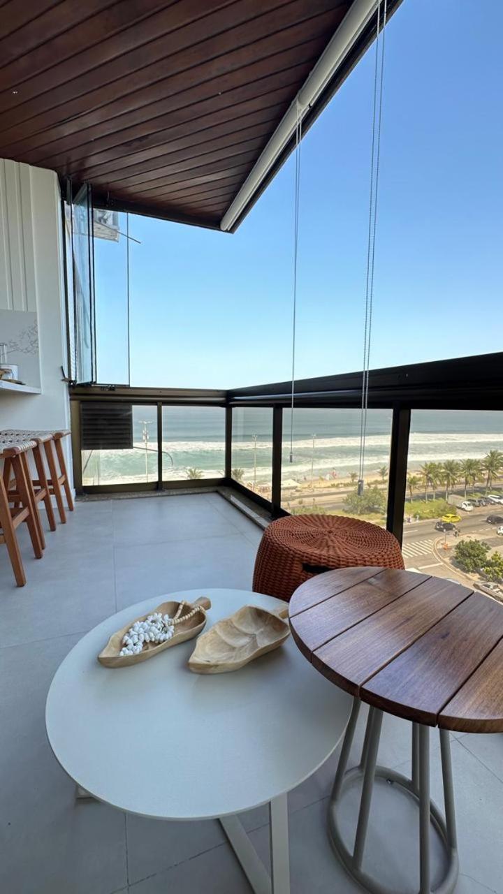 Lindo Apto No Melhor Lugar Da Barra Da Tijuca! Com Uma Vista De Tirar O Folego, Frente Para O Mar! Totalmente Equipado E Decorado Ao Lado Dos Melhores Hoteis E Quiosques Da Barra! Portaria 24H, Piscina, Sauna, Jacuzzi, Academia, Garagem, Wi-Fi, Lavan Rio de Janeiro Eksteriør bilde